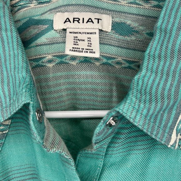 NWT Women’s Ariat Teal Pearl Snap Button Down XL - Picture 3 of 4